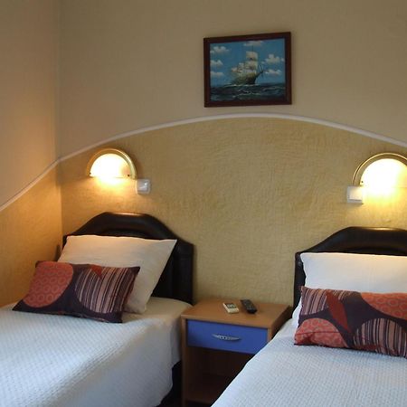 Apartments Pod Lozom With Seaview Petrovazzo Camera foto